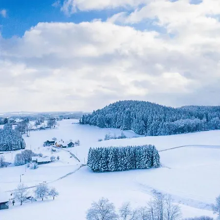 Holiday home Wald-Land-Hof Schloss Rosenau