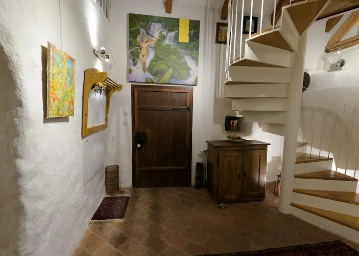 Feriehus Wald-land-hof Schloss Rosenau