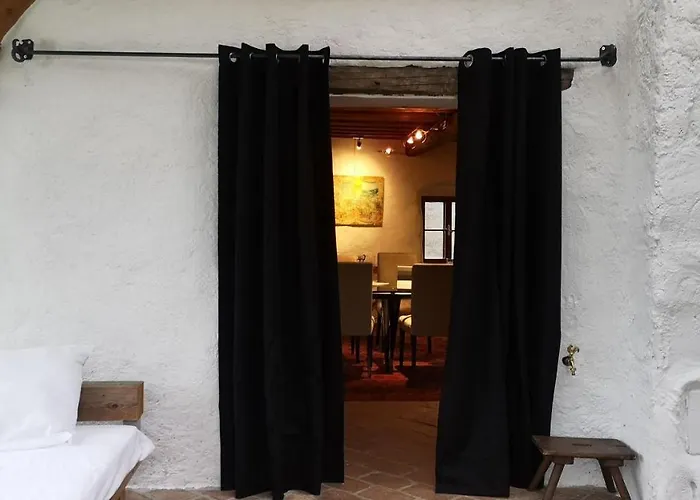 Wald-land-hof Feriehus Schloss Rosenau