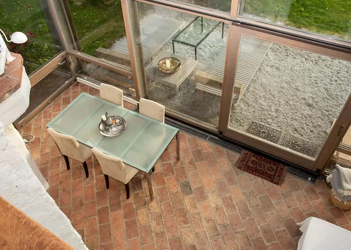 Wald-land-hof * Schloss Rosenau